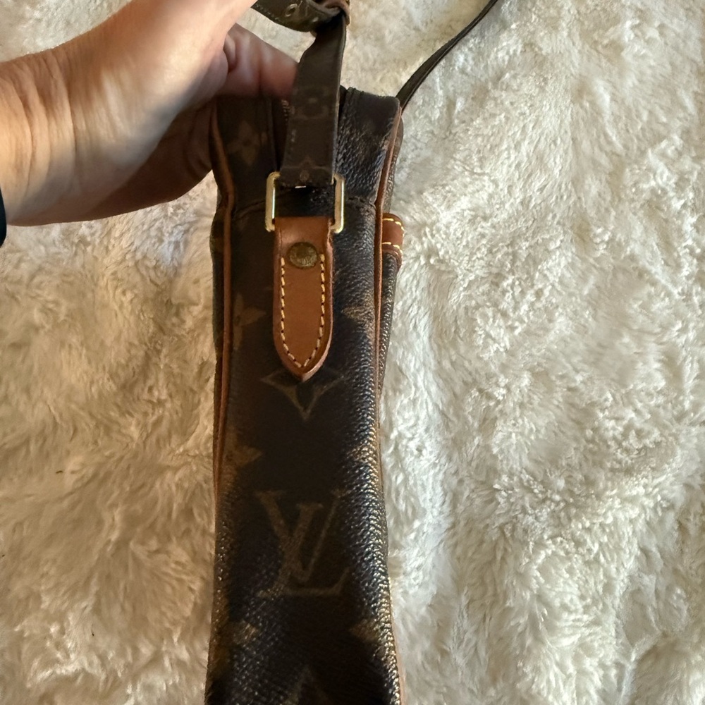 Louis Vuitton Monogram Brown Danube Crossbody Messenger Bag - Picture 4 of 13